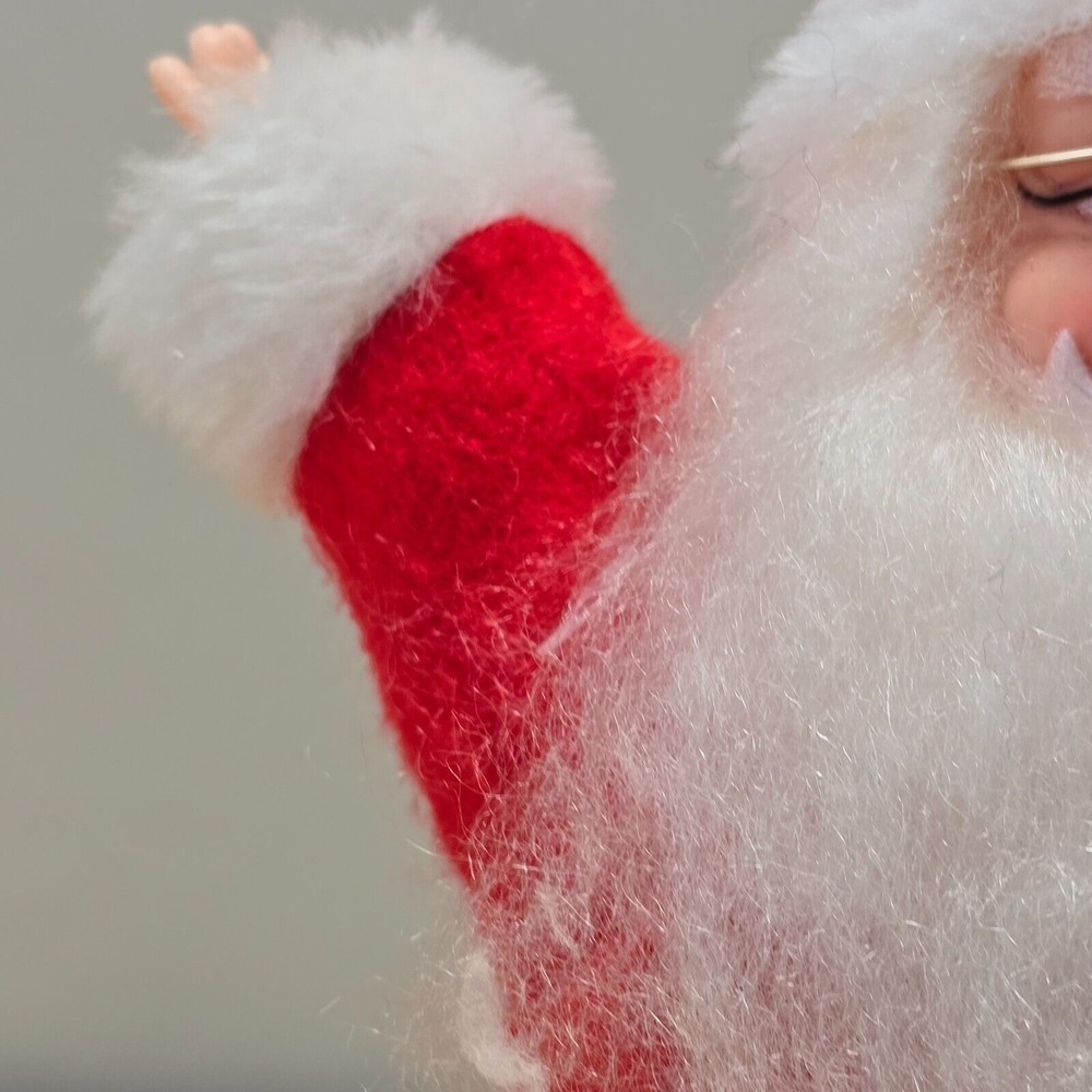 Vintage‎ Santa Claus Wind Up Musical Doll Christmas Holiday Decoration - Picture 5 of 10